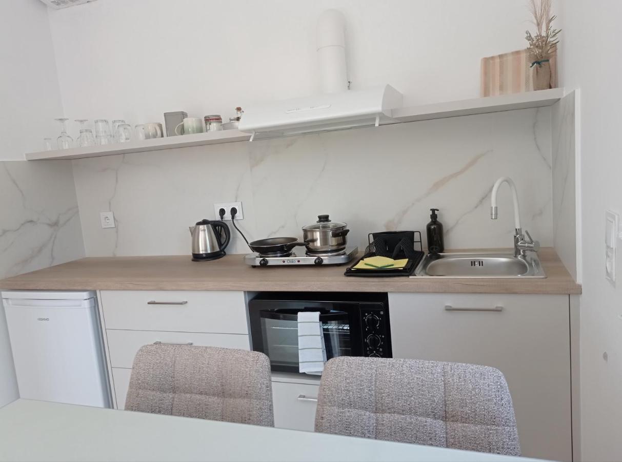 Sea Captains Deck Apartment